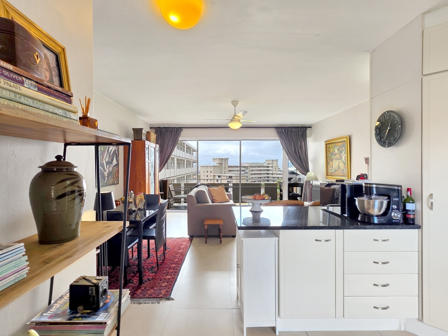 2 Bedroom Property for Sale in Green Point Western Cape